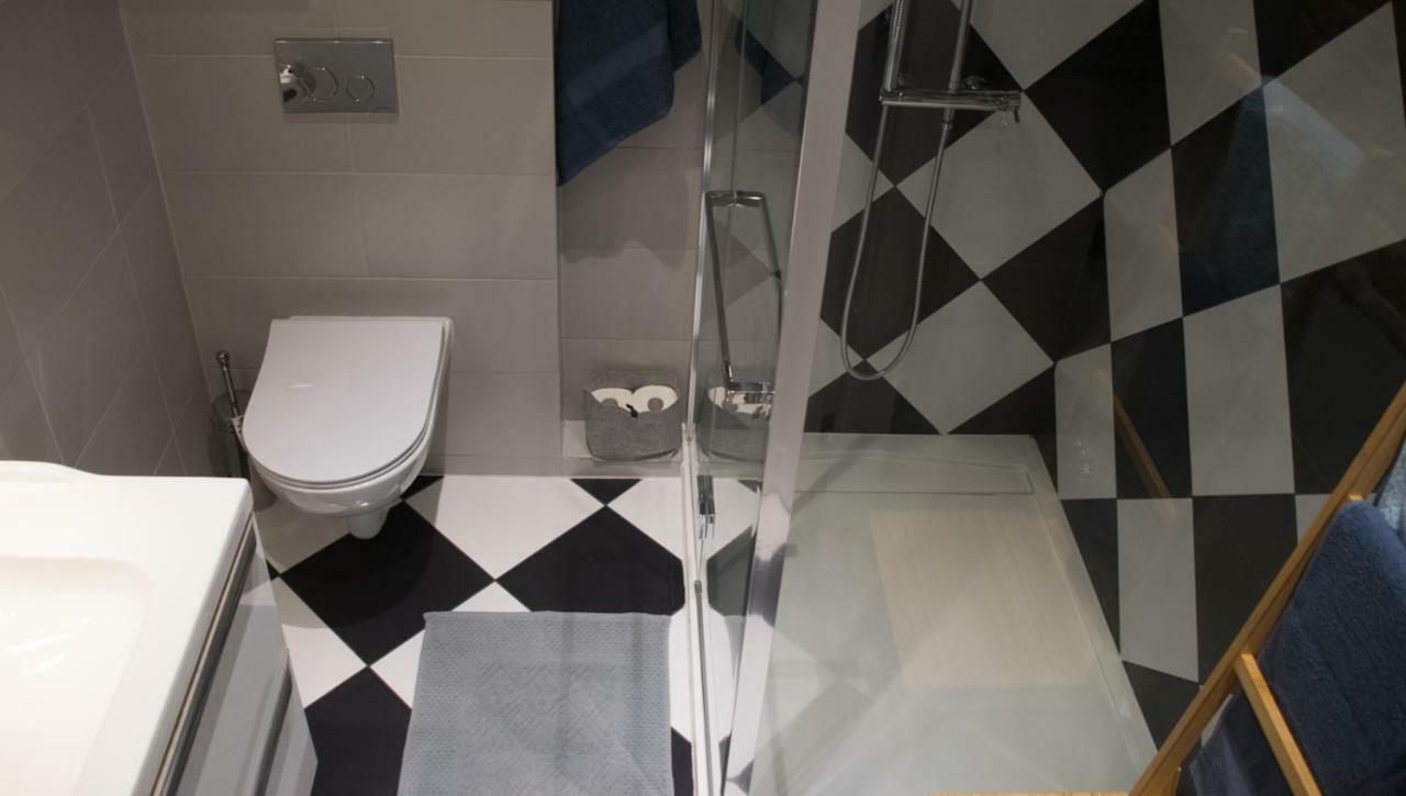 Tukej Apartament Na Nikiszu Katoviçe Dış mekan fotoğraf